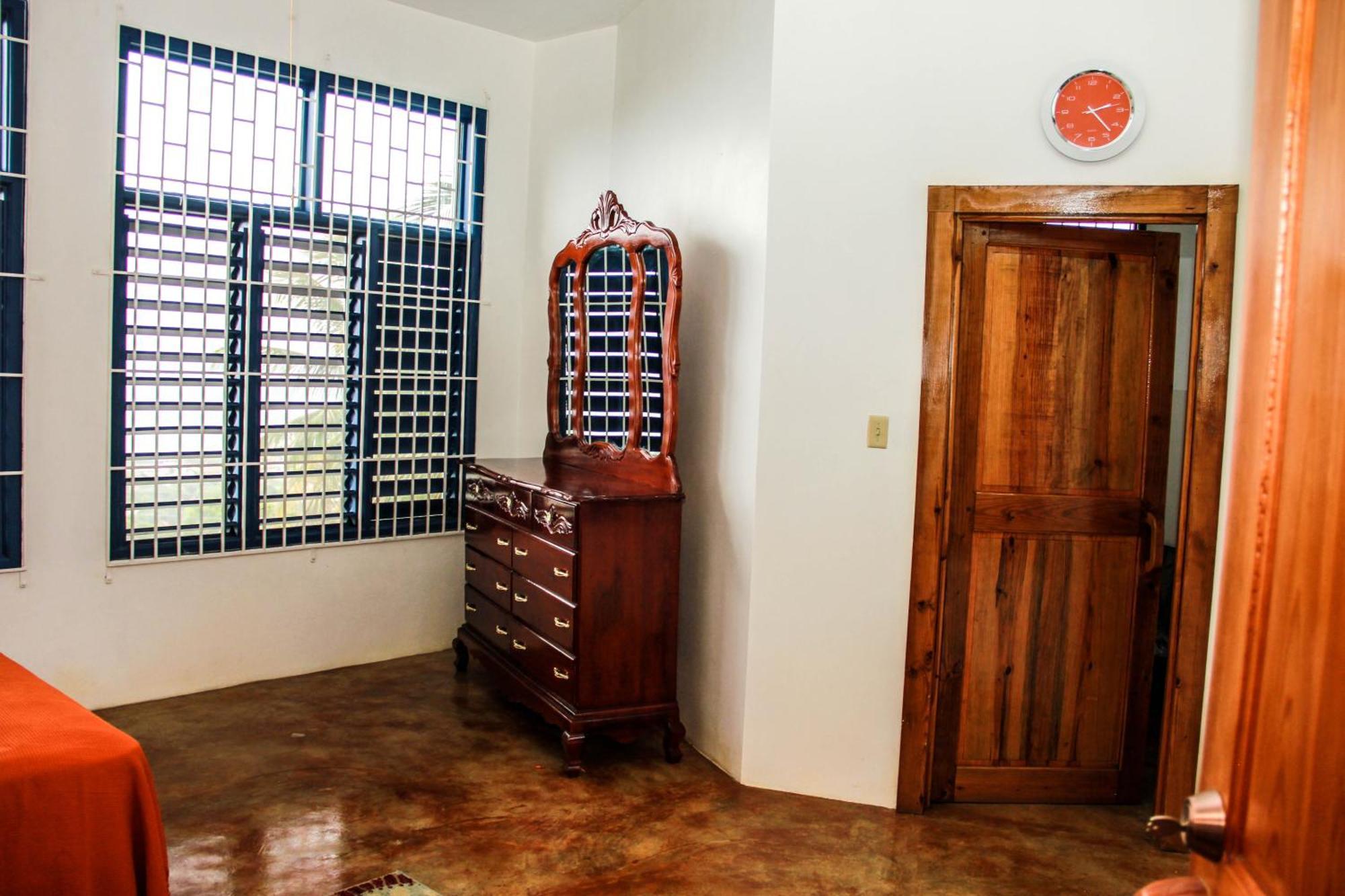 Sunshine Lodge: Your Home Away From Home Montego Bay Eksteriør bilde